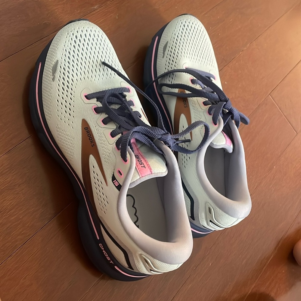 Brooks ghost 15 size 7